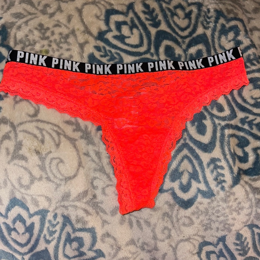 NWT Victoria Secret pink panty sz small